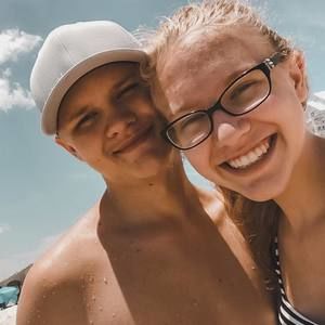 Meet your Posher, Logan